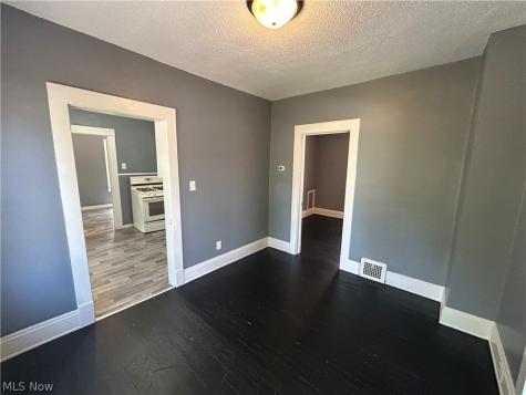 8910 Harris Avenue Cleveland OH 44104