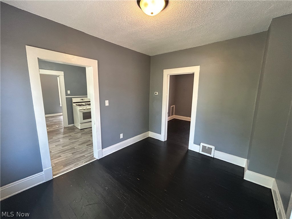 8910 Harris Avenue Cleveland OH 44104
