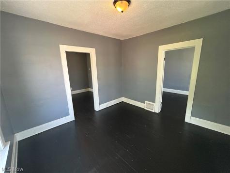 8910 Harris Avenue Cleveland OH 44104