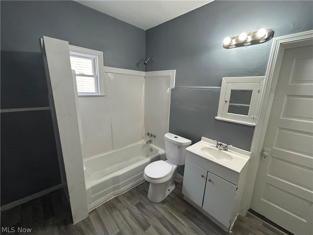 8910 Harris Avenue Cleveland OH 44104