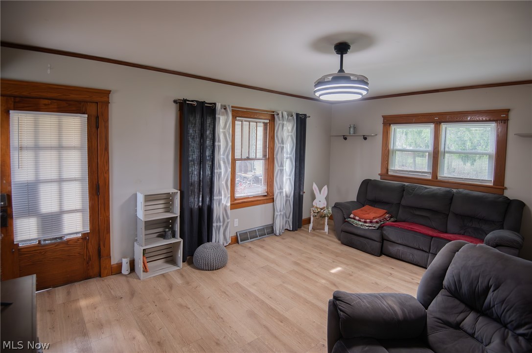2816 Hoagland Blackstub Road Cortland OH 44410