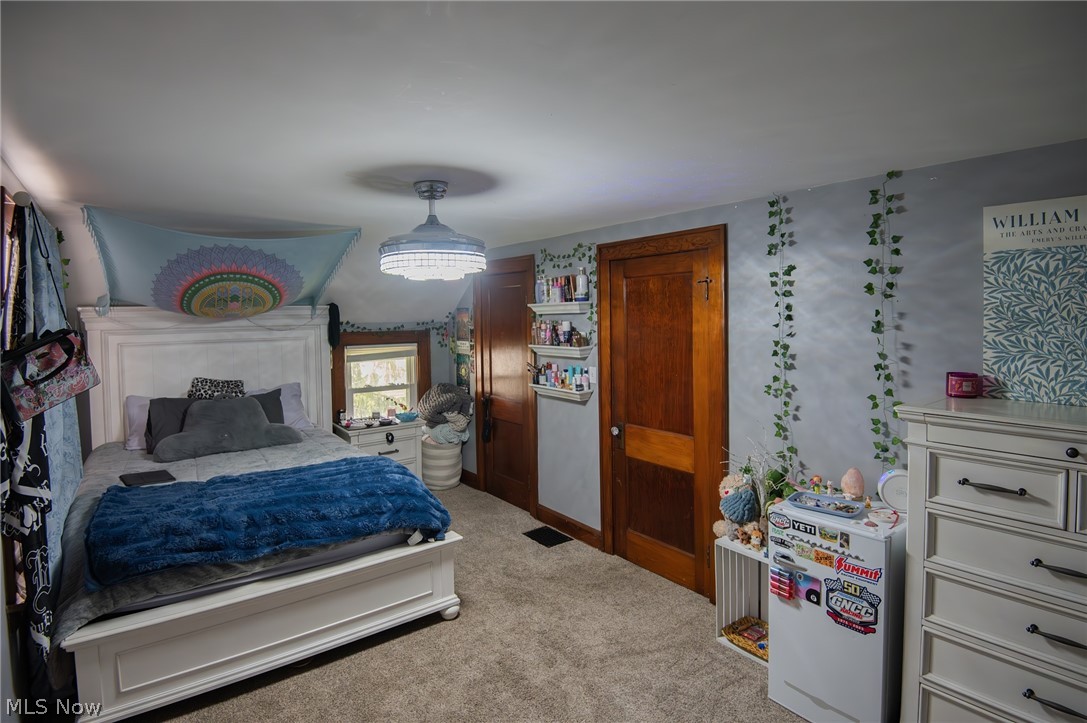 2816 Hoagland Blackstub Road Cortland OH 44410