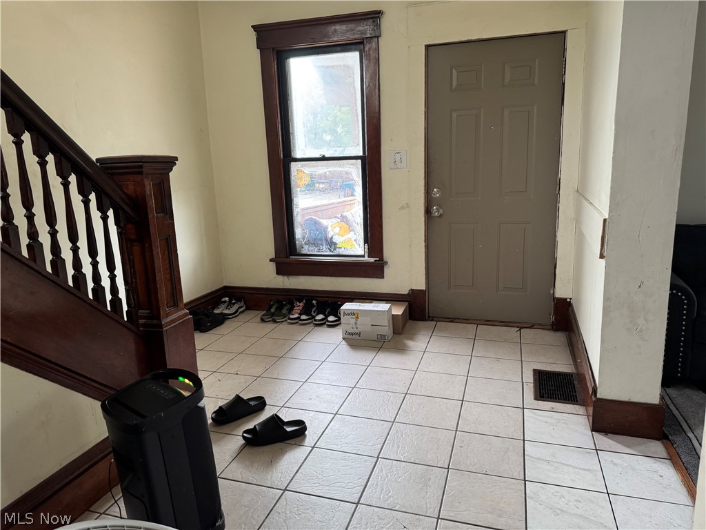 411 Kirn Avenue Akron OH 44304