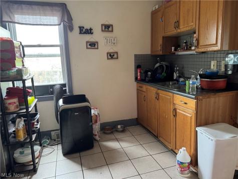 411 Kirn Avenue Akron OH 44304