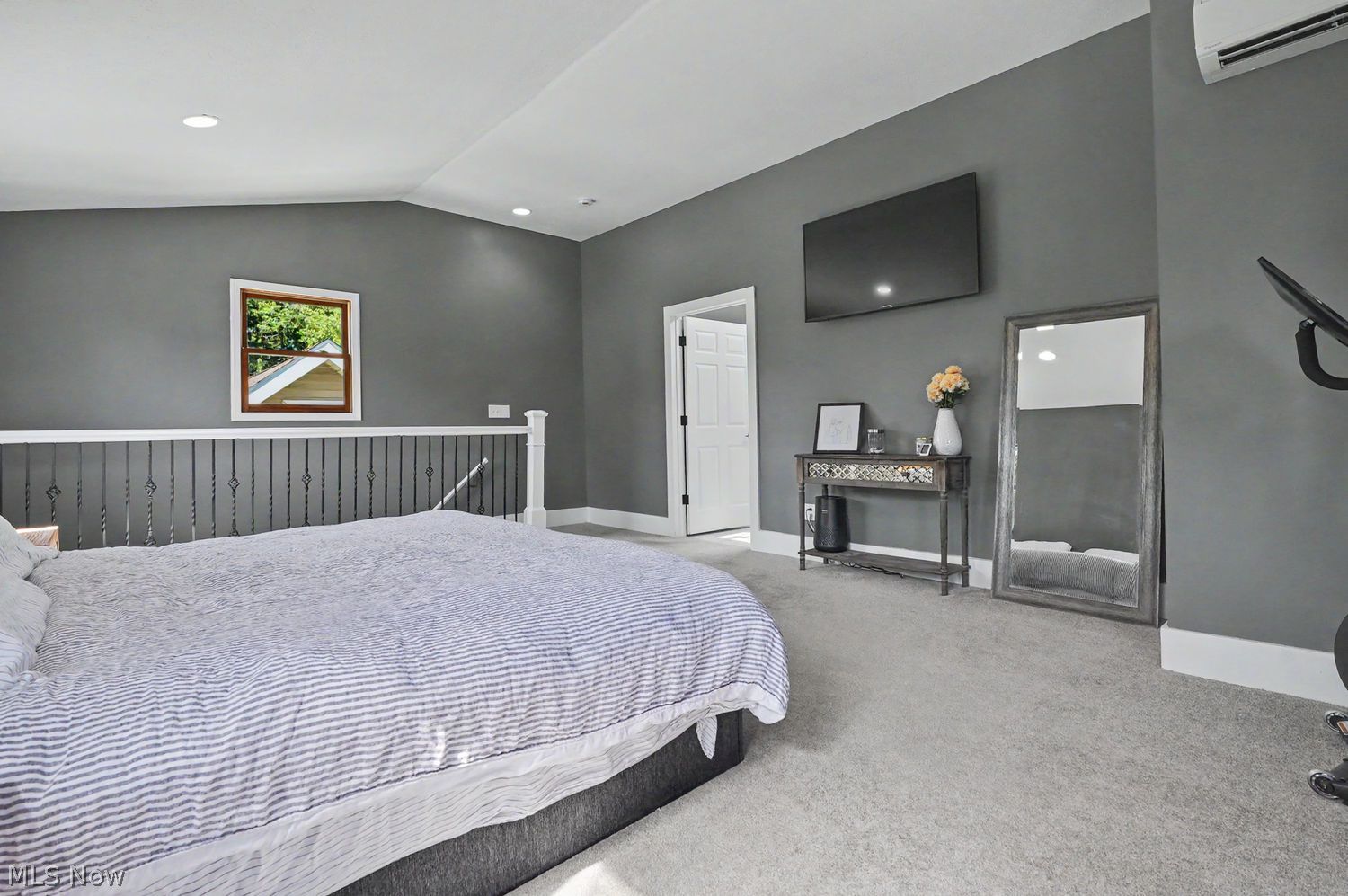 1739 13th Street Cuyahoga Falls OH 44223