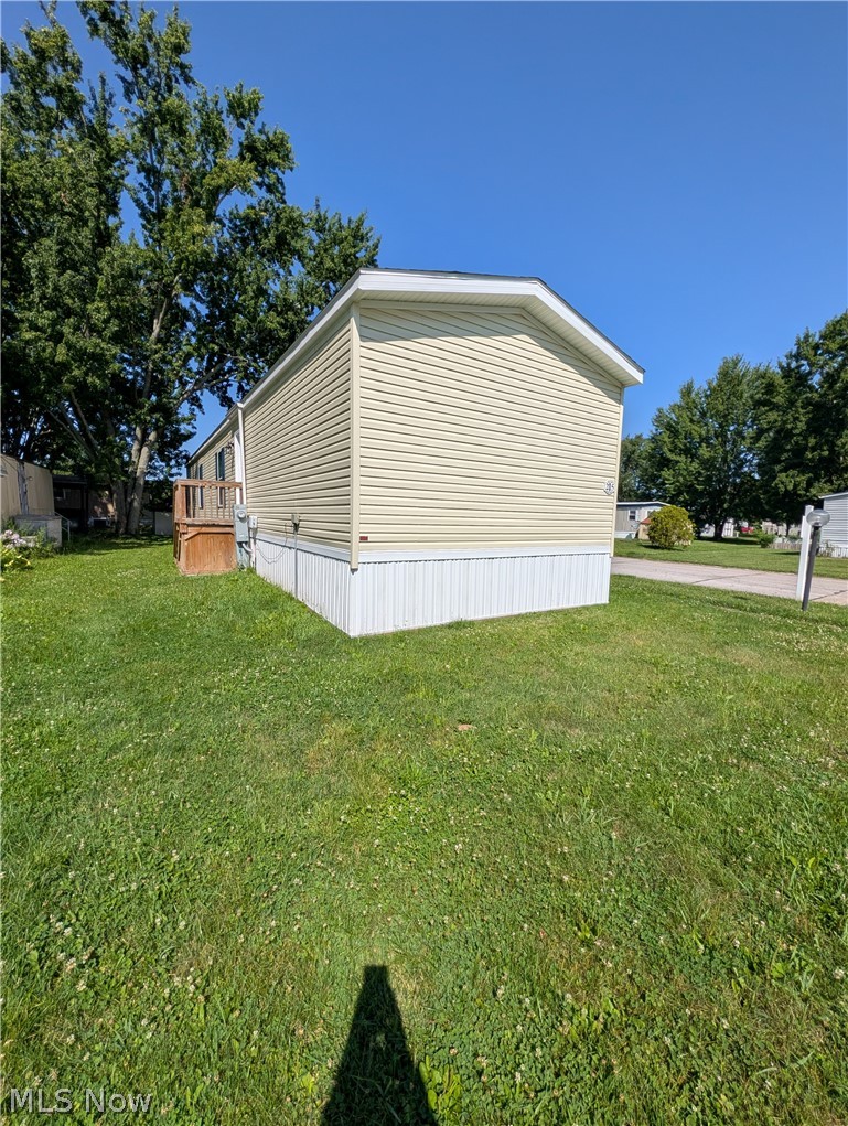 205 Greenbriar Drive Elyria OH 44035