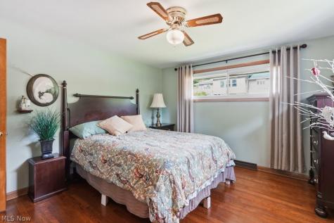 1114 Fiesta Road SW Dellroy OH 44620