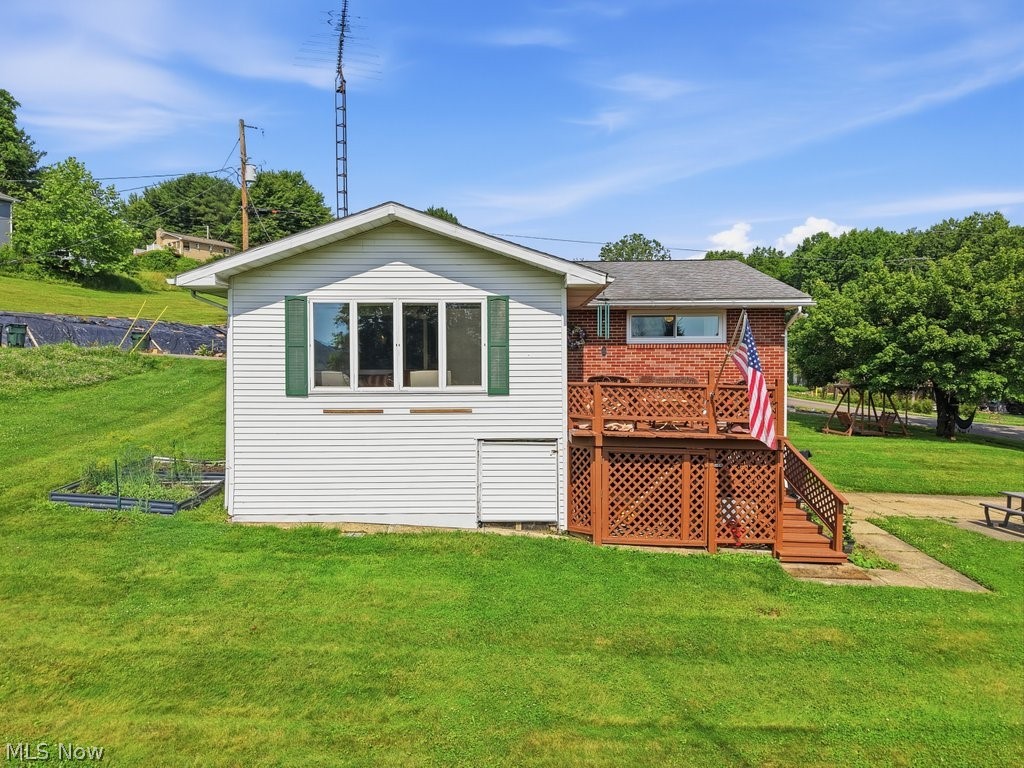 1114 Fiesta Road SW Dellroy OH 44620