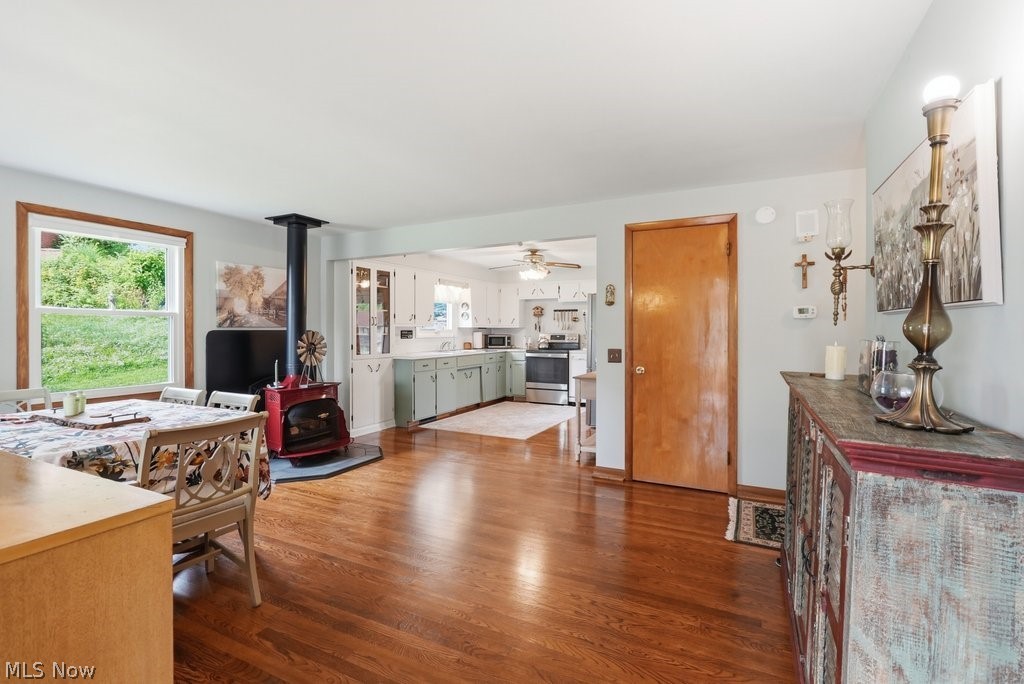 1114 Fiesta Road SW Dellroy OH 44620