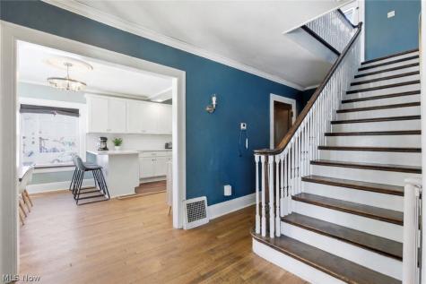 621 Greenwood Avenue Akron OH 44320