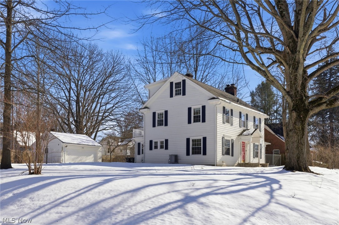 621 Greenwood Avenue Akron OH 44320