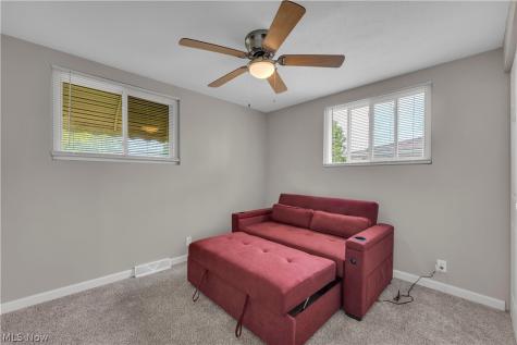6391 Sandfield Drive Brook Park OH 44142
