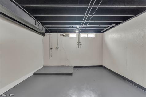 6391 Sandfield Drive Brook Park OH 44142