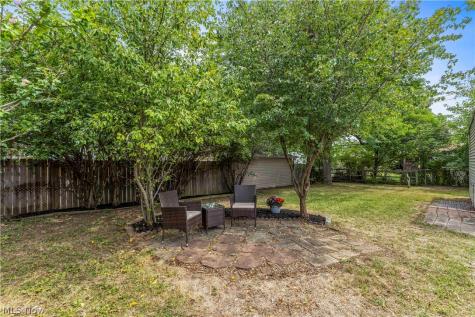 6391 Sandfield Drive Brook Park OH 44142