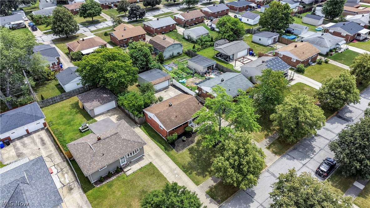 6391 Sandfield Drive Brook Park OH 44142