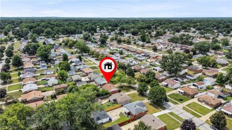 6391 Sandfield Drive Brook Park OH 44142