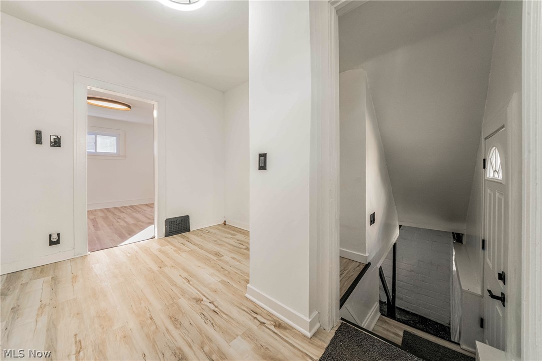 19401 Meredith Avenue Euclid OH 44119