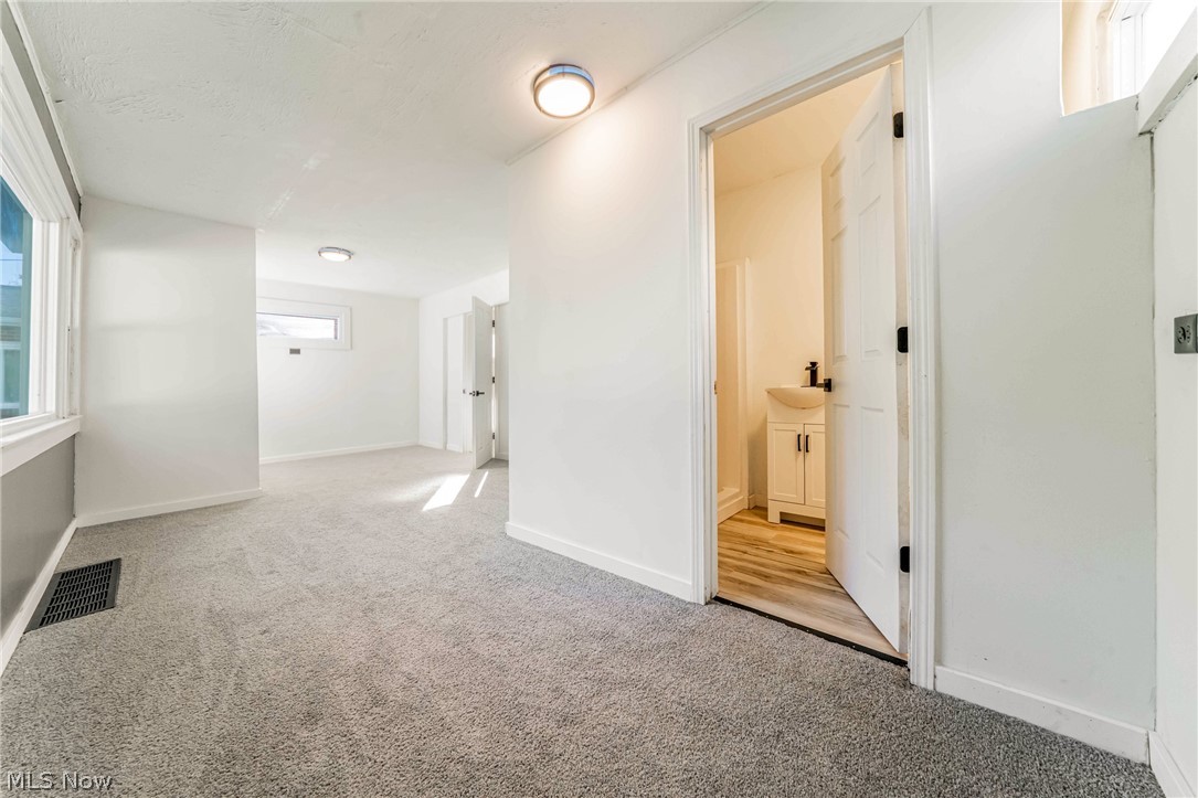 19401 Meredith Avenue Euclid OH 44119