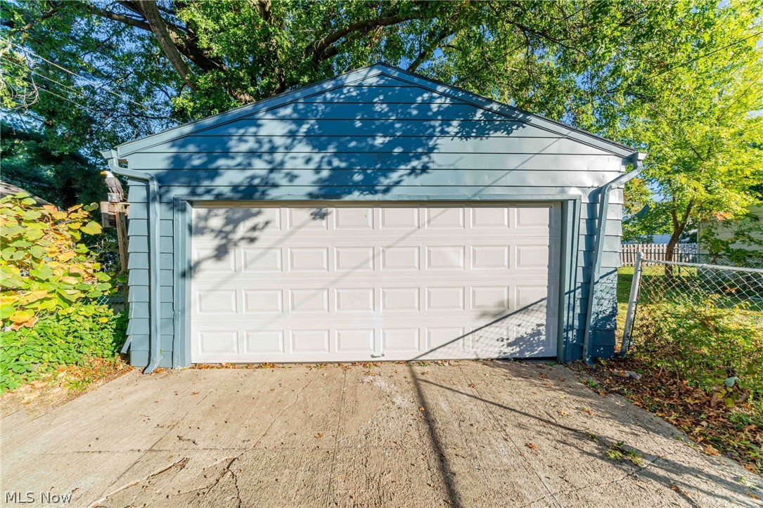 19401 Meredith Avenue Euclid OH 44119
