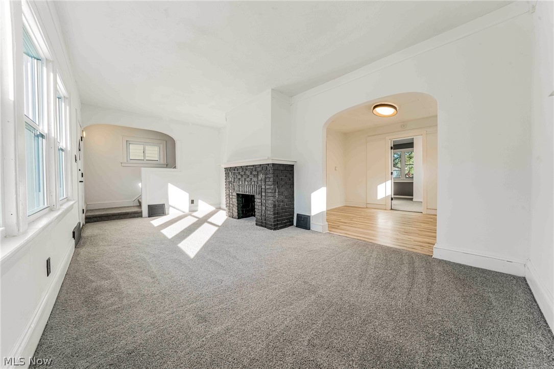 19401 Meredith Avenue Euclid OH 44119