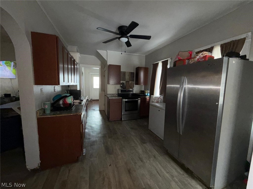 3942 Poe Avenue Cleveland OH 44109