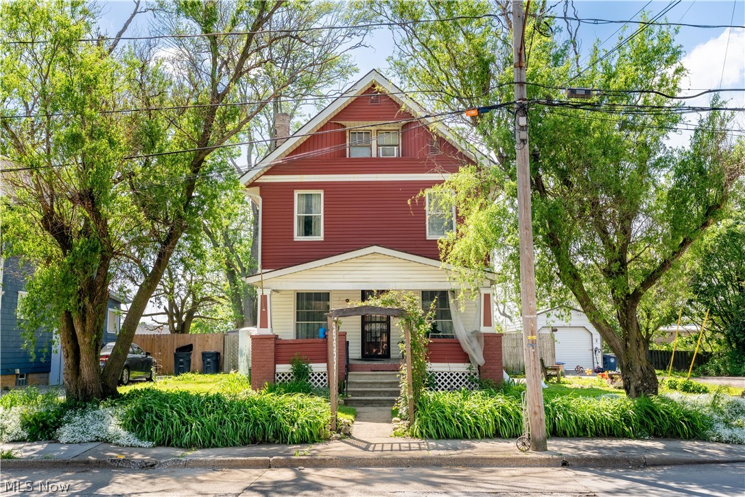 42 Verdun Drive Akron OH 44312