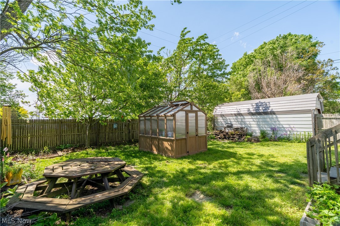 42 Verdun Drive Akron OH 44312