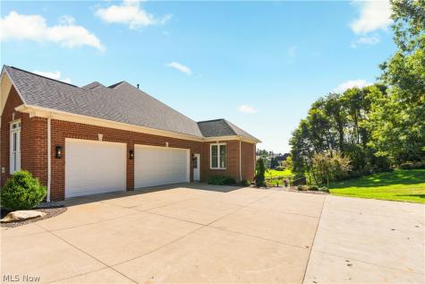8630 Parsons Court Circle NW Massillon OH 44646