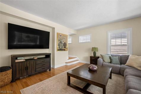 1248 W Clifton Boulevard Lakewood OH 44107