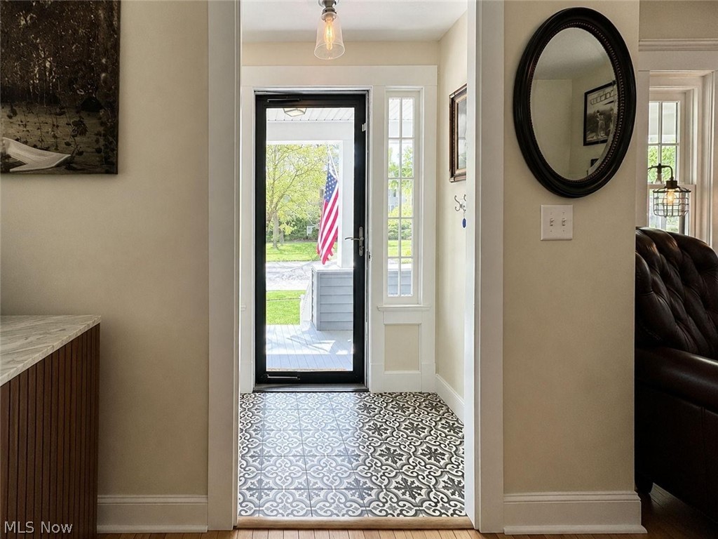 1248 W Clifton Boulevard Lakewood OH 44107