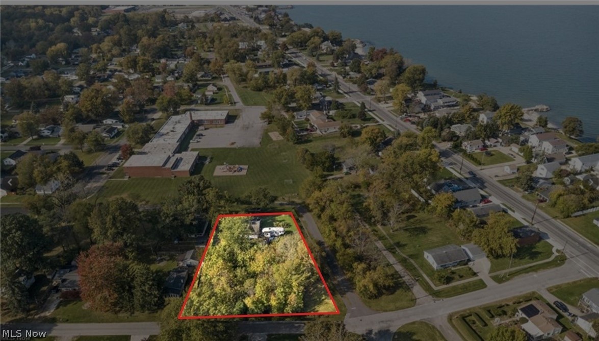 559 Pasadena Avenue Sheffield Lake OH 44054
