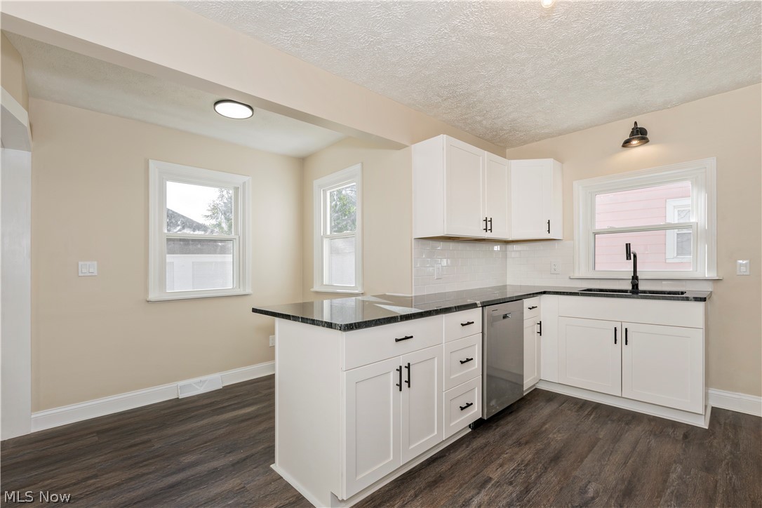 874 Hine Avenue Painesville OH 44077