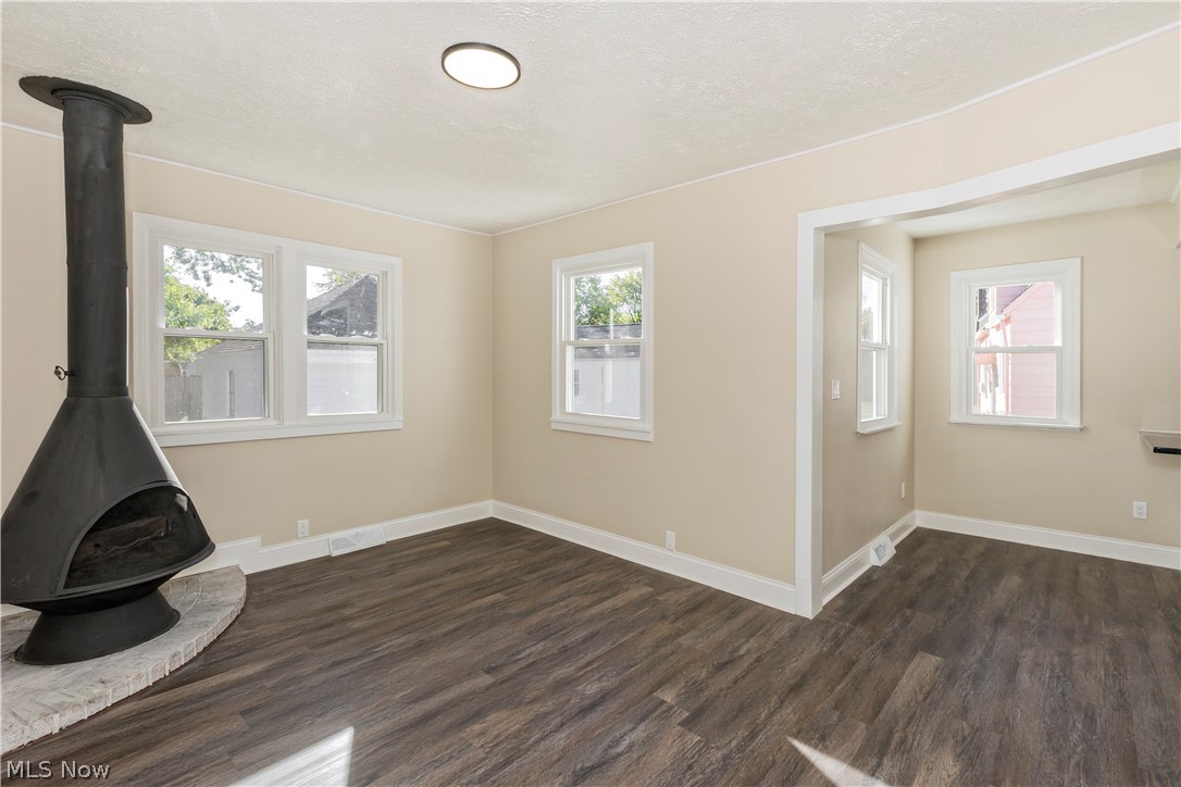 874 Hine Avenue Painesville OH 44077