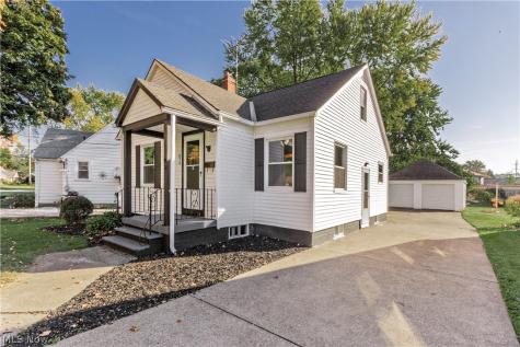 874 Hine Avenue Painesville OH 44077