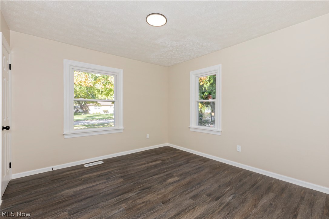 874 Hine Avenue Painesville OH 44077