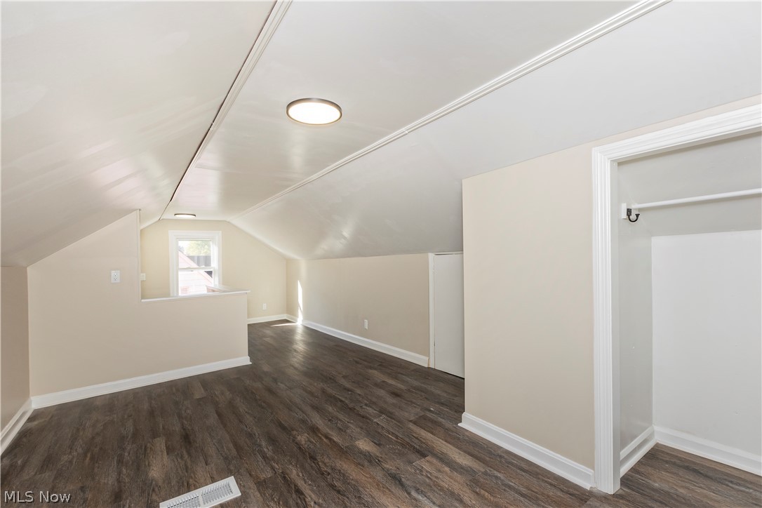 874 Hine Avenue Painesville OH 44077