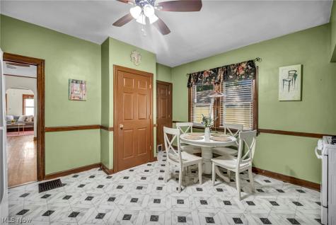 852 Starkweather Cleveland OH 44113