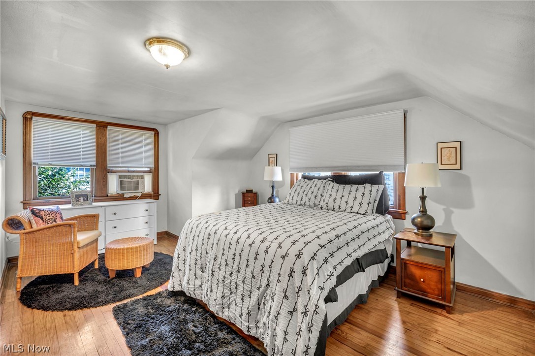 852 Starkweather Cleveland OH 44113