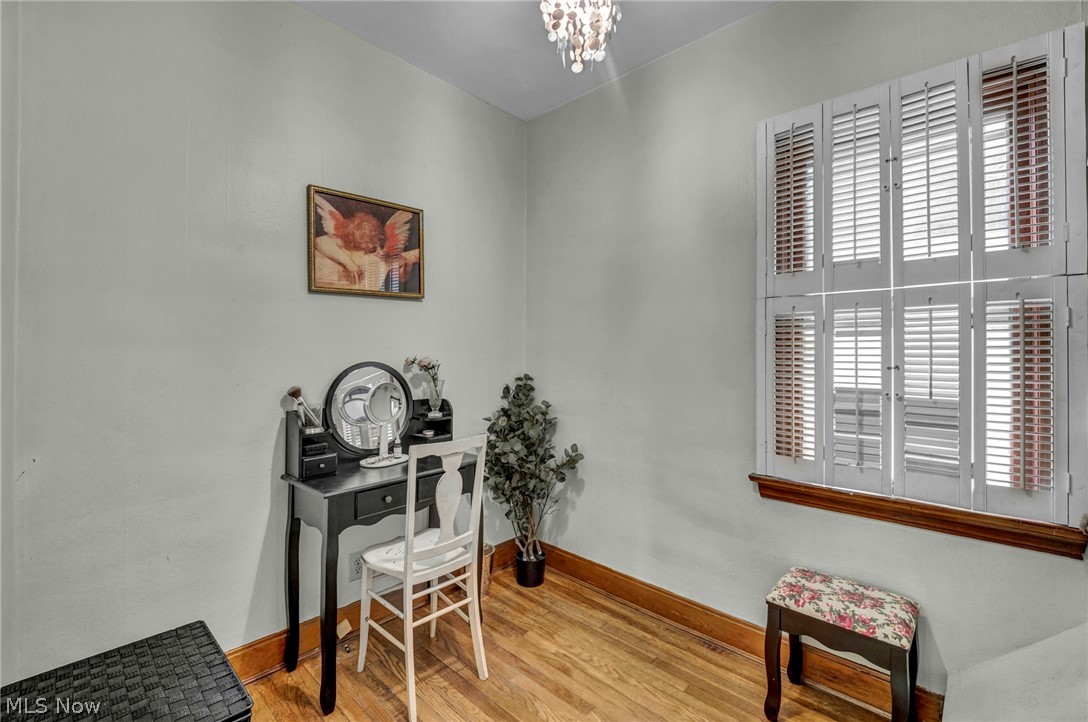 852 Starkweather Cleveland OH 44113