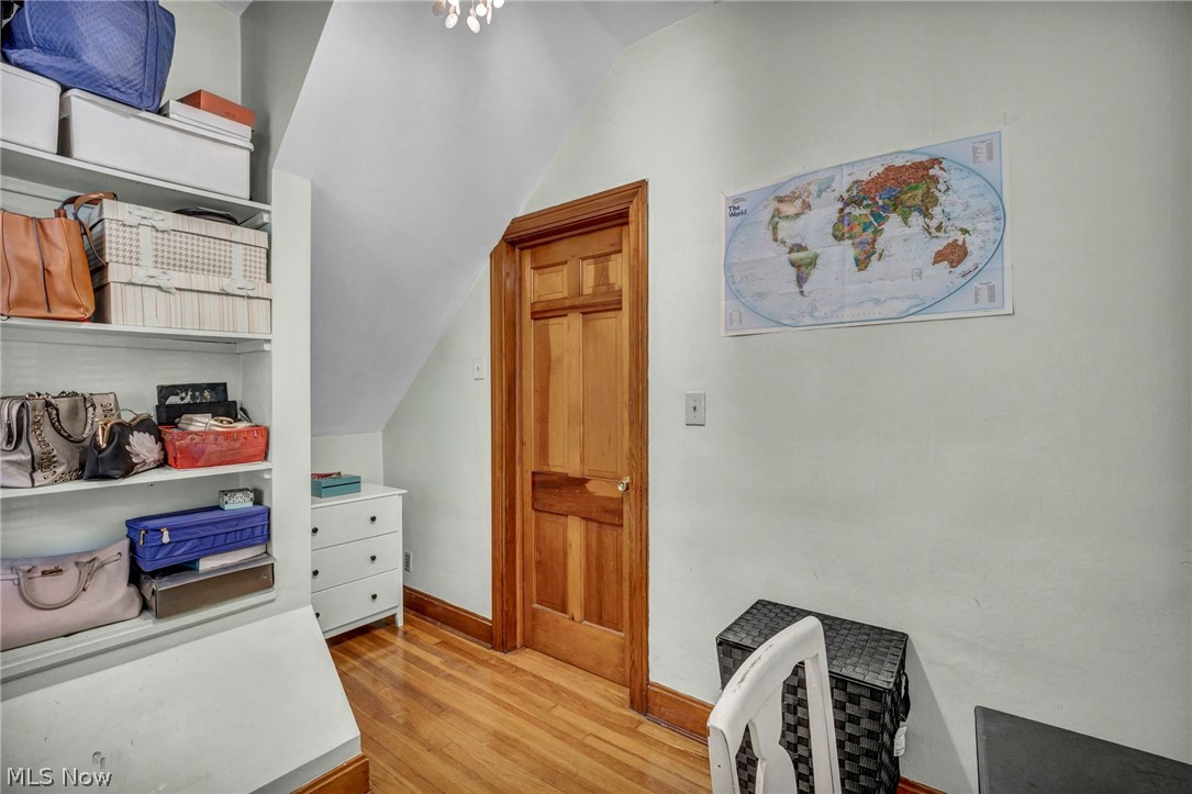 852 Starkweather Cleveland OH 44113