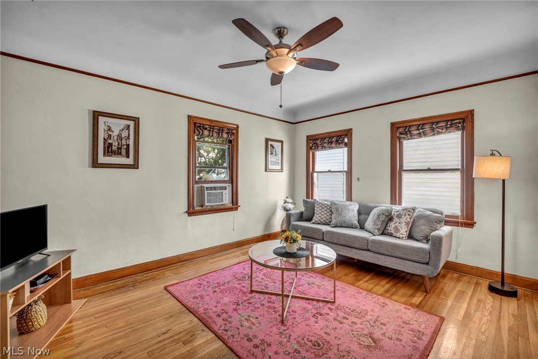 852 Starkweather Cleveland OH 44113