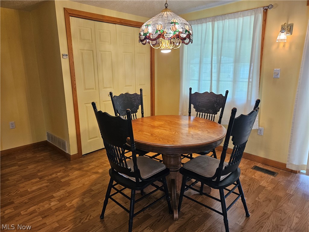 47781 Township Road 1142 Coshocton OH 43812