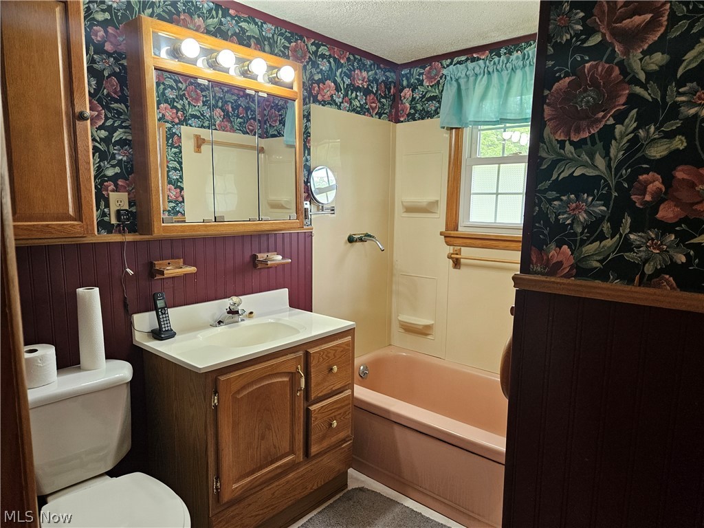 47781 Township Road 1142 Coshocton OH 43812