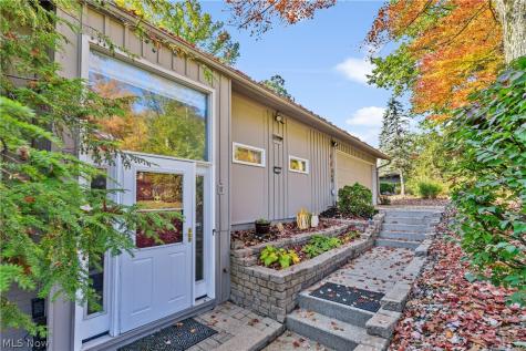 17303 Ridge Creek Road Strongsville OH 44136