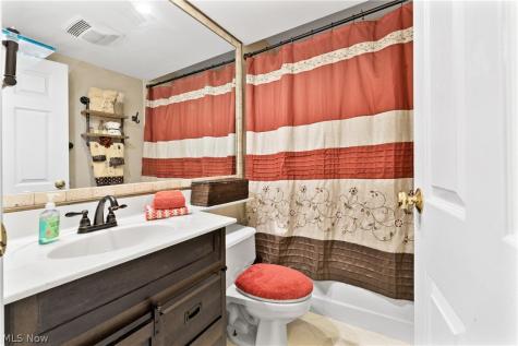 17303 Ridge Creek Road Strongsville OH 44136