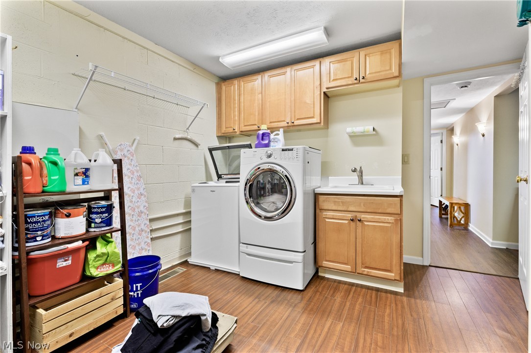 17303 Ridge Creek Road Strongsville OH 44136