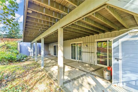 17303 Ridge Creek Road Strongsville OH 44136