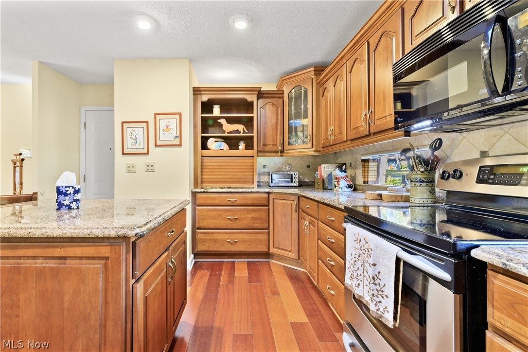 17303 Ridge Creek Road Strongsville OH 44136