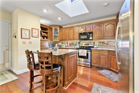17303 Ridge Creek Road Strongsville OH 44136
