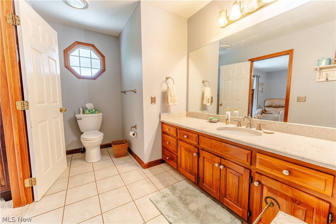 5556 Blacksnake Hill Road NE Dover OH 44622